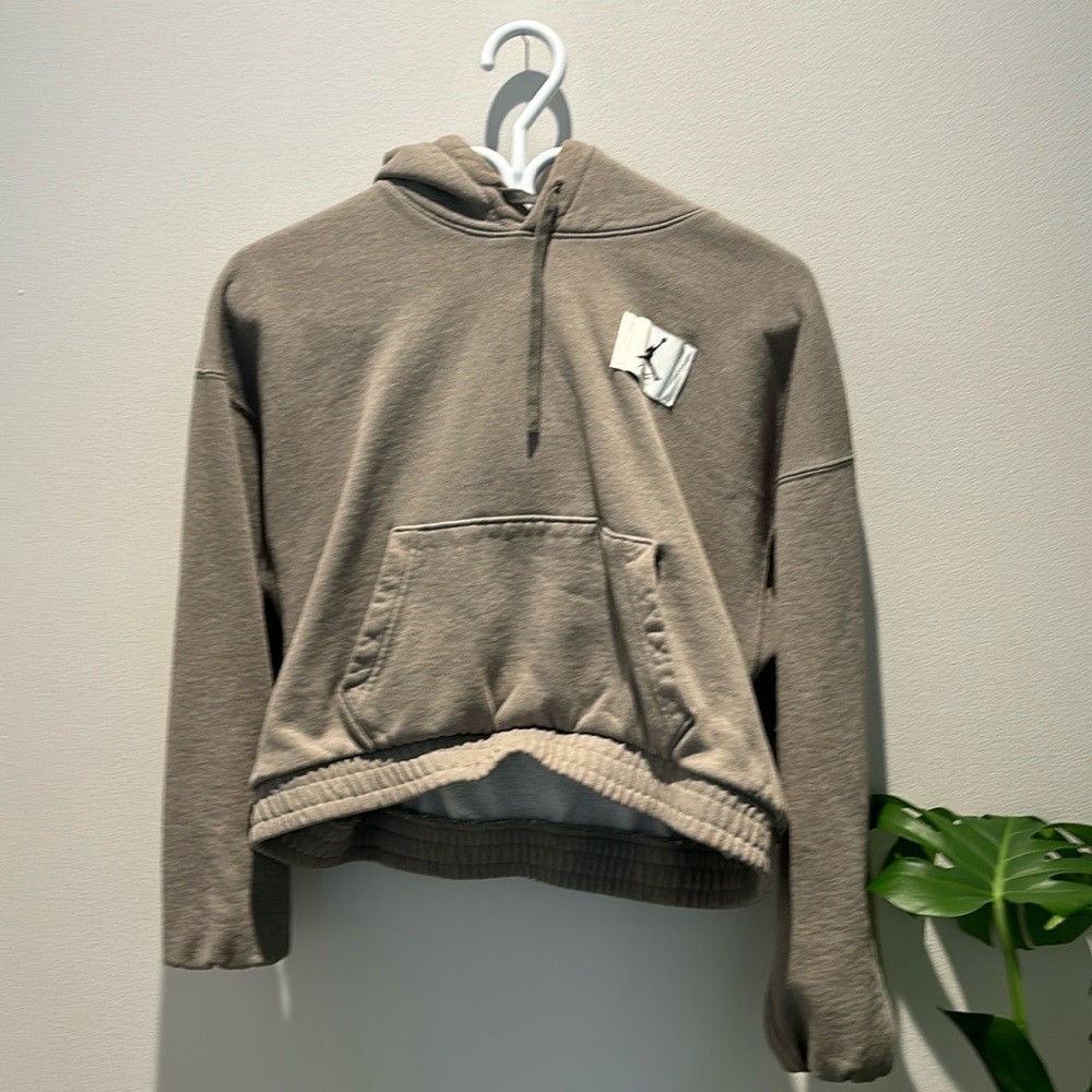 Cropped Nike And1 Sweater